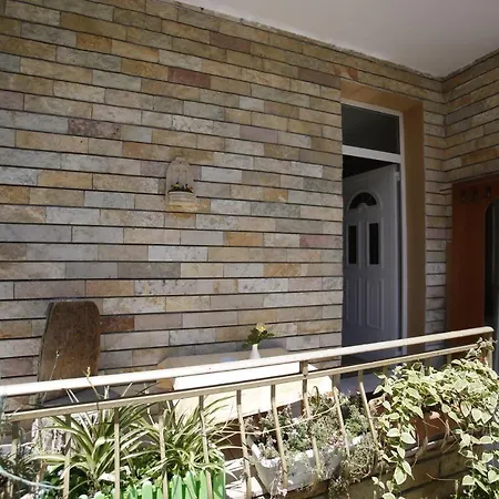 מלון Akropoli טיראנה